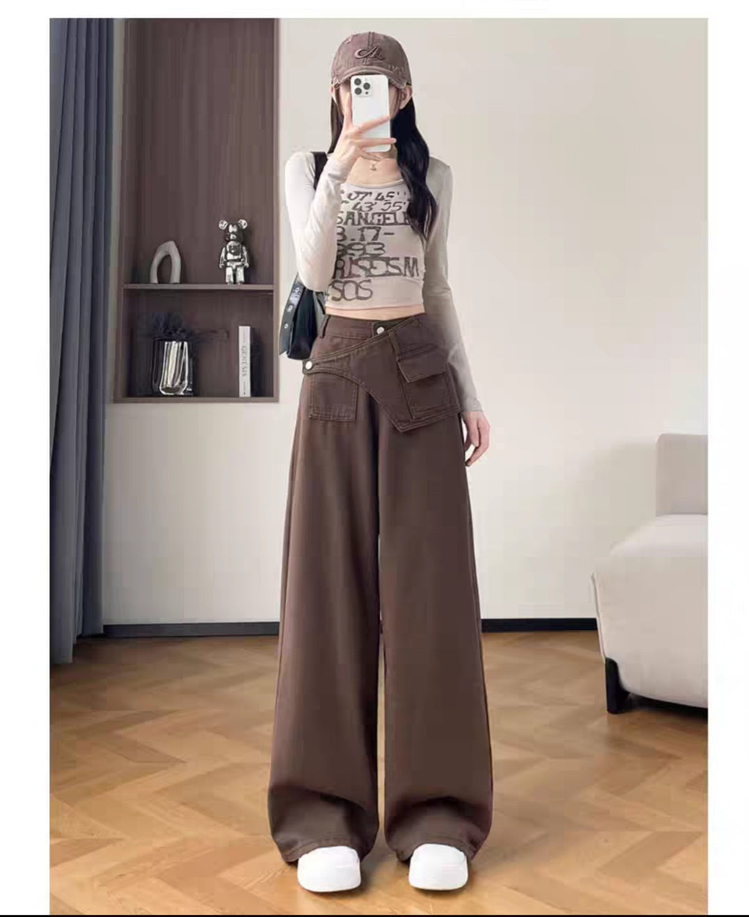 " Modèle qui cache les formes, tendance AMSTER