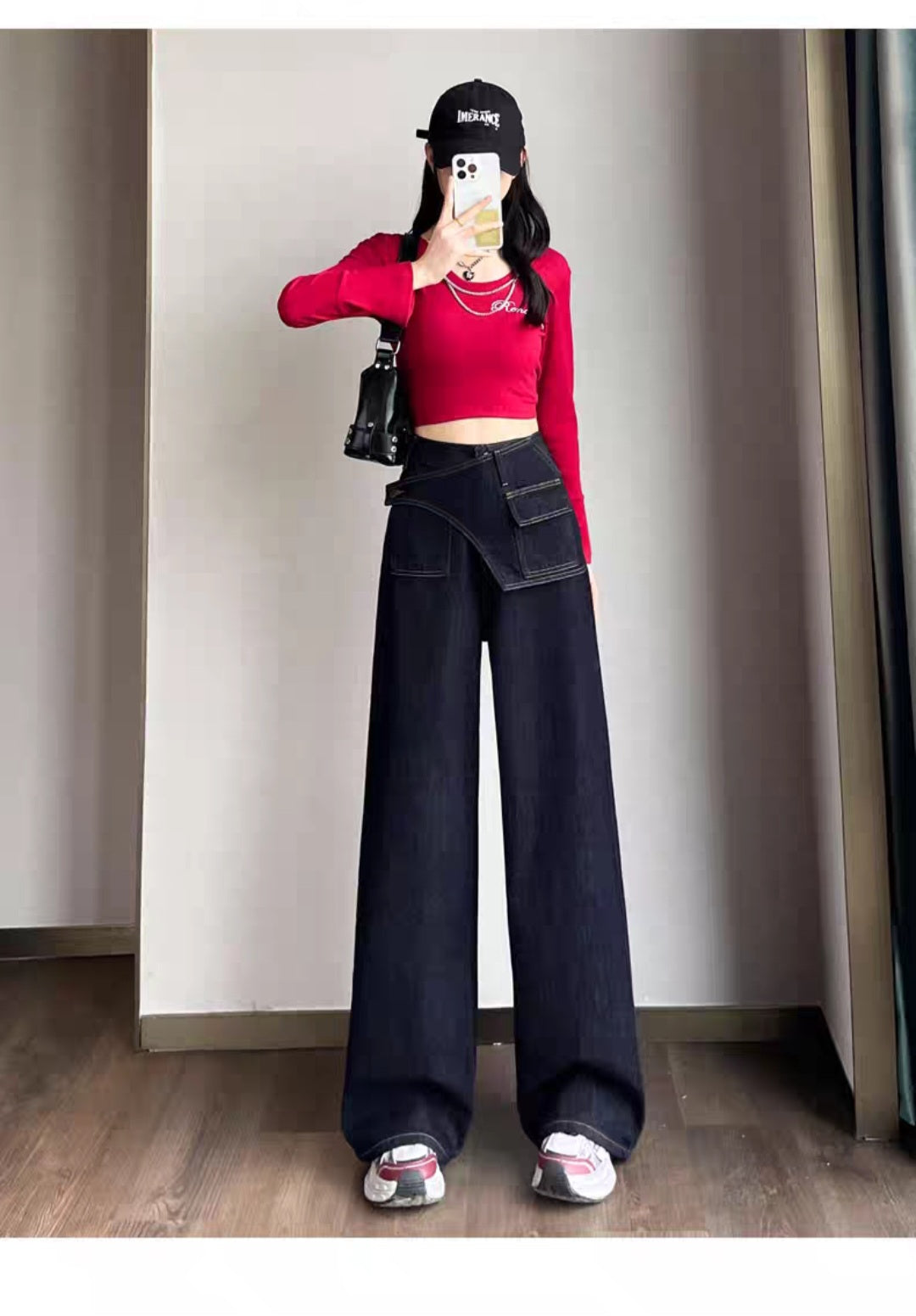 " Modèle qui cache les formes, tendance AMSTER